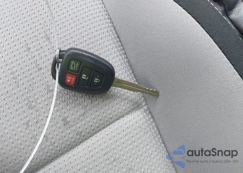 2017 Toyota Rav4 Xle из США, поврежденный, VIN JTMWFREV5HD094706